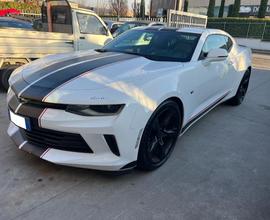 CHEVROLET Camaro 2.0L Turbo aut. Coupé