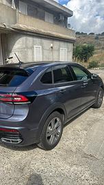 Volkswagen Taigo 1.0 tsi R-Line DSG