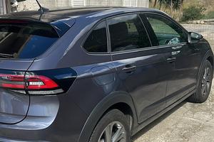 Volkswagen Taigo 1.0 tsi R-Line DSG