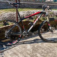 MTB SCOTT 27.5 CARBONIO FRONT