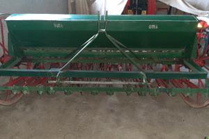 Seminatrice meccanica OMA