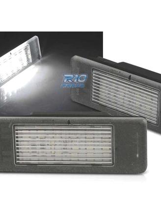LUCI TARGA A LED NISSAN QASHQAI JUKE NAVARA MERCED