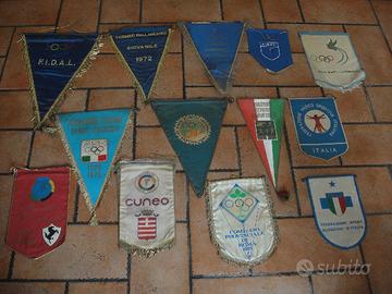 Stendarti Bandiere anni 60 vintage