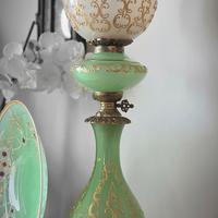 Lume + piatto in opaline di Murano dipinto a mano