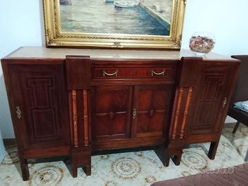 CREDENZA DI LEGNO CON PIANO IN MARMO