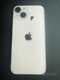 Lotto iPhone 13 solo per pezzi di ricambio