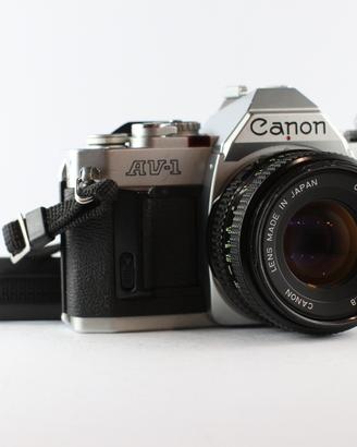 Canon AV-1 + Ob. 50 f 1.8 fd