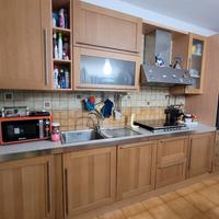 cucina completa  con elettrodomestici 