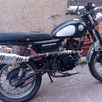 Mash 125 scrambler