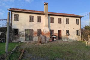 CASA INDIPENDENTE A CAVARZERE