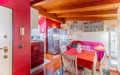 3 LOCALI MANSARDATO CON TERRAZZO