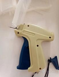 Etichettatrice con ago, pistola etichettatrice