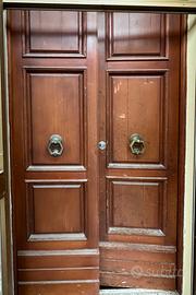 Portone in legno massello douglas due ante