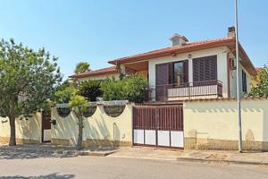 Zona residenziale- Villetta libera su quattro lati