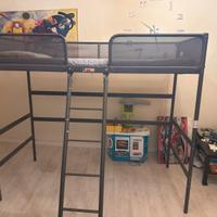 Letto singolo, soppalcato