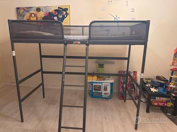 Letto singolo, soppalcato