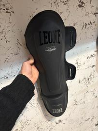 Paratibie black edition leone quasi come nuovo