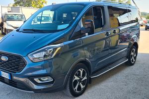 Ford Tourneo anno/12/2020 km 113840 unico prop.