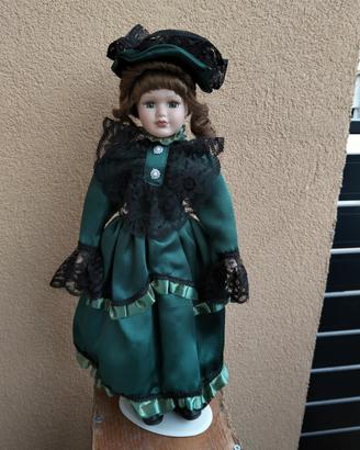 bambola in porcellana 