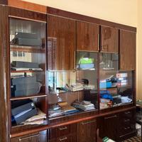 Parete attrezzata in legno lucido-studio soggiorno