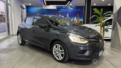 Renault Clio dCi 8V 90 CV 5 porte Moschino Intens