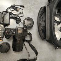 Panasonic Lumix DMC G6 con 3 obiettivi 