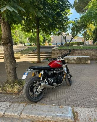 Triumph Speed twin 1200