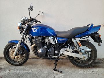 suzuki gsx 750 Inazuma