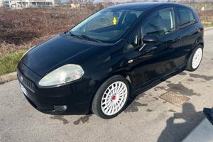 Grande punto t jet 120 turbo benzina neopatentato