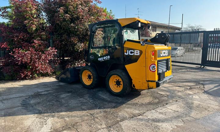 P148 MINI PALA JCB 190 HF