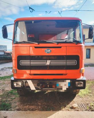 Camion OM 16026
