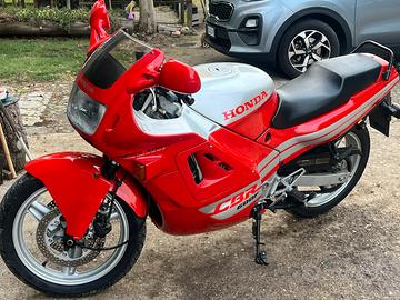CBR 600 F