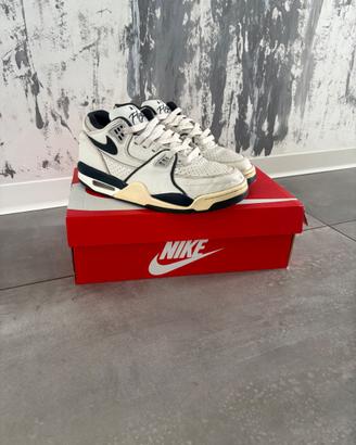 Nike (taglia 40)