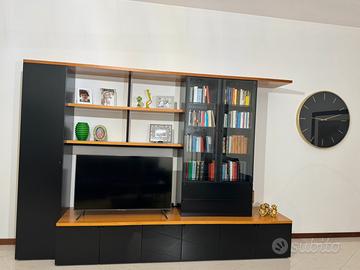 Parete attrezzata moderna