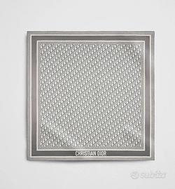 Foulard Dior nuovo, mai aperto