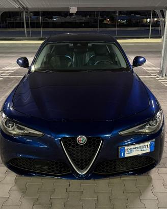 Alfa Romeo Giulia 2.2 TD 180 CV Sport Edition AT8
