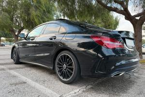 Mercedes CLA 200 Automatic AMG Line + Dark Knight