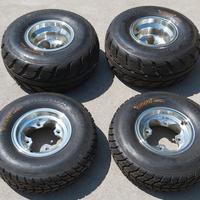 Cerchi in lega e gomme stradali per quad