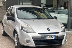Renault Clio 1.2 benz - GARANZIA 12 MESI