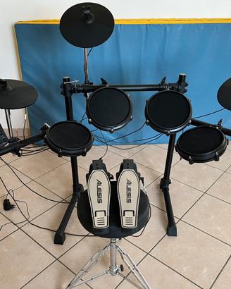 Alesis turbo mesh kit completa di sgabello