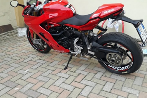Ducati supersport S