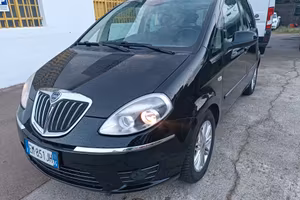 MUSA 1.4 8V Ecochic (GPL) Gold uniprop