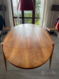 Tavolo da interno in legno