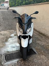 Yamaha X Max 250