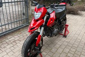 Ducati hypermotard 796