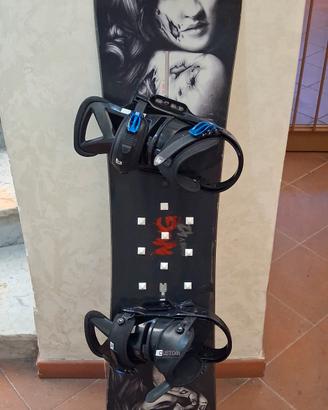 tavola da snowboard Burton flying v nug 142