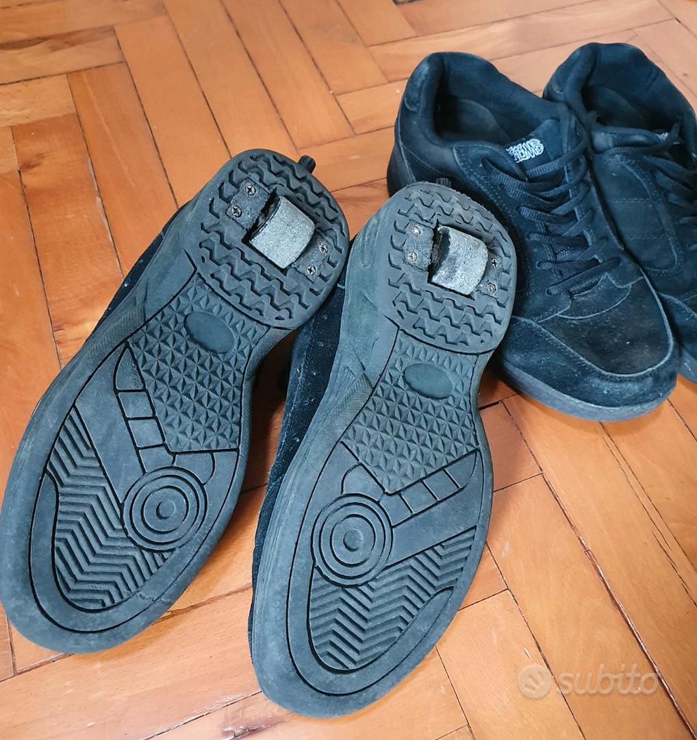 Scarpe bimbi con rotelle estraibili Tutto per i bambini In