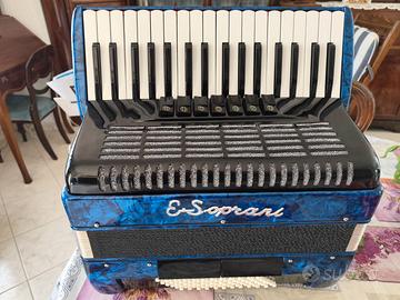 Fisarmonica 72 bassi 34 tasti