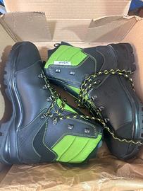 Scarpa anti taglio