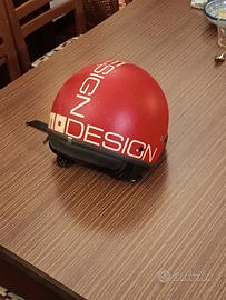 casco Momo design 